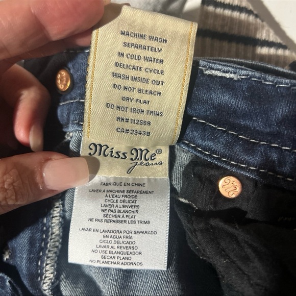 Miss Me Jeans Standard Skinny Size 29 - Picture 7 of 8